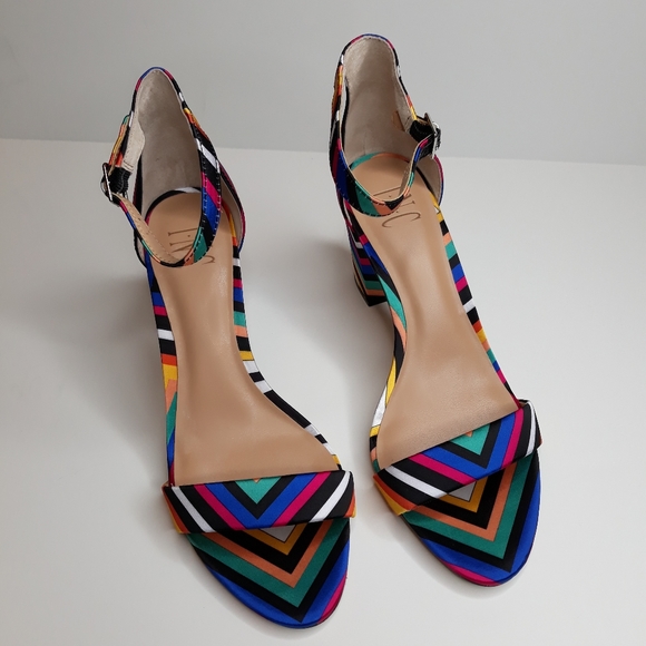 INC International Concepts Vibrant Fabric Striped Sandals Block Heel Size 9 - Picture 3 of 10